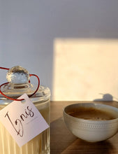 Carregar imagem no visualizador da galeria, Vela Luxury - Enjoy your latte
